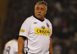 Caszely reveló desconcentración en Colo Colo ante River: "Los jugadores estaban más preocupados de las señoras y de las guaguas que del partido"