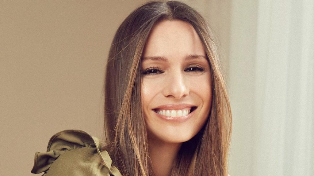 "Ya nos tiene locos de amor": Pampita confirmó su embarazo y reveló el sexo de su bebé