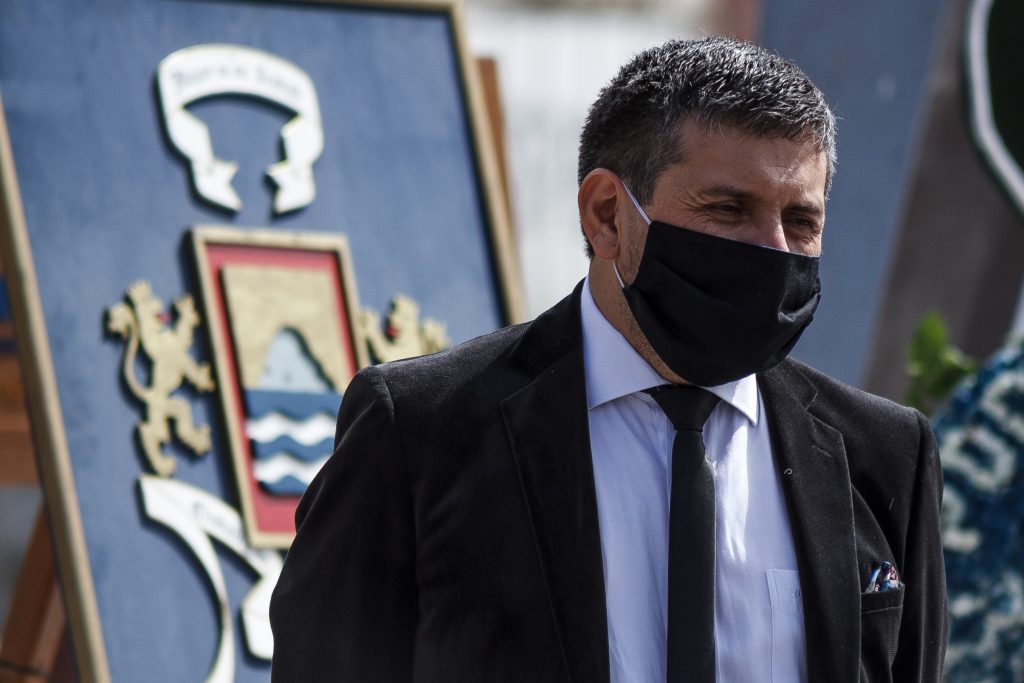 Alcalde de Arica por suspensión de estrategia de trazabilidad: "Se pierde por una mirada basada en lo económico"