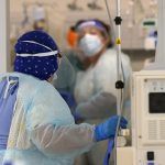 Las mujeres a cargo de la pandemia en Chile: cansadas, pero no vencidas