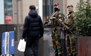 Gobierno de Bélgica prohibió los viajes dentro y fuera del país por el coronavirus