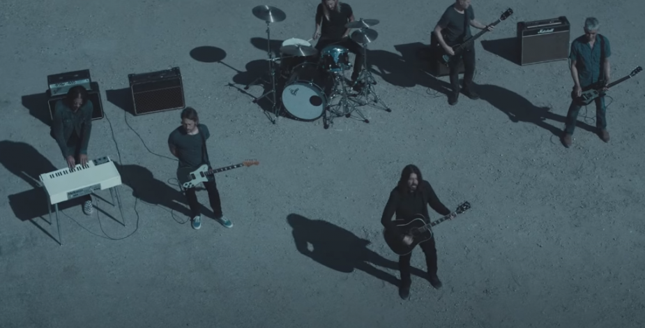 Mira el nuevo video de Foo Fighters para Mira el nuevo video de Foo Fighters para