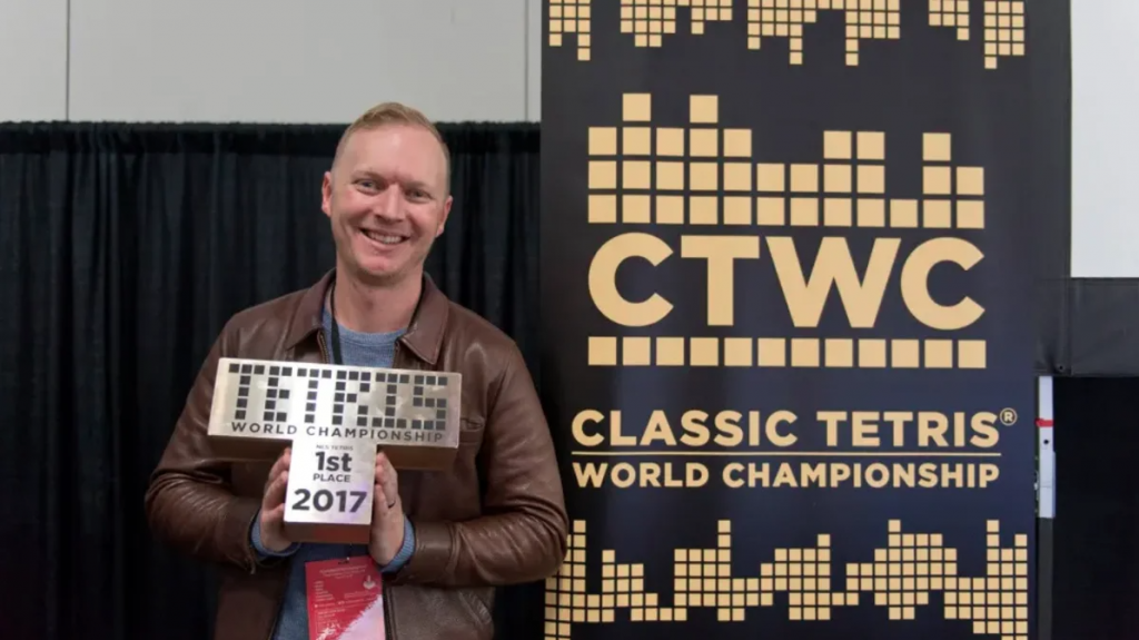 La partida repentina de un experto: a los 39 años murió Jonas Neubauer, siete veces campeón mundial de Tetris
