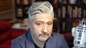 "Error de Continuidad", la novela de Ernesto Garratt que relata un Chile en pandemia pero sin un personaje clave
