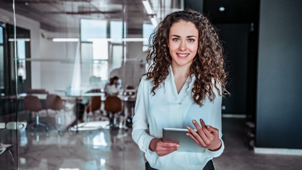 Mujeres empresarias: Participación femenina en la creación de nuevas pymes subió 140% en seis años