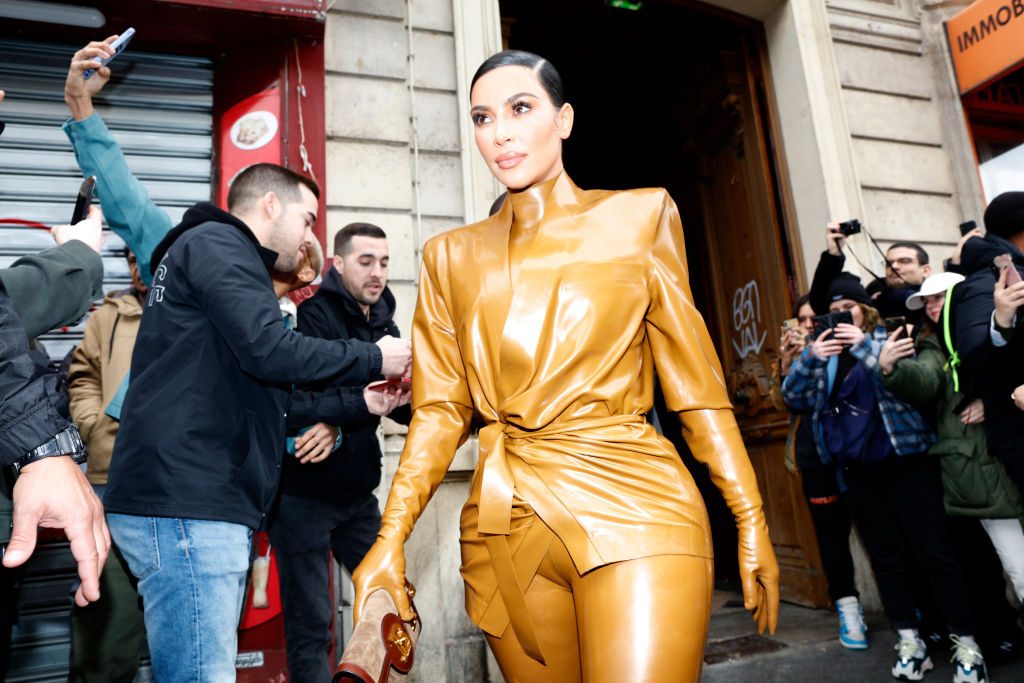 Es la quinta persona en el mundo con este record: Kim Kardashian llegó a los 200 millones de seguidores en Instagram
