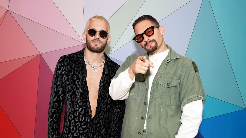 Integrante de "Mau y Ricky" reveló que se encuentra en cuarentena tras contagio por Covid-19