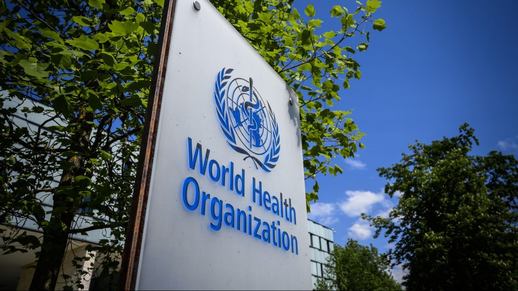 Director general de la OMS: "El mundo está al borde de un catastrófico fracaso moral y se pagará con vidas"
