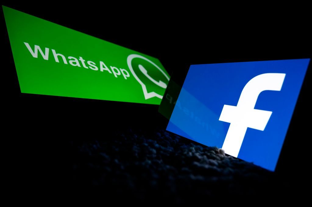 WhatsApp postergó entrega de información a Facebook tras fuerte caída de usuarios