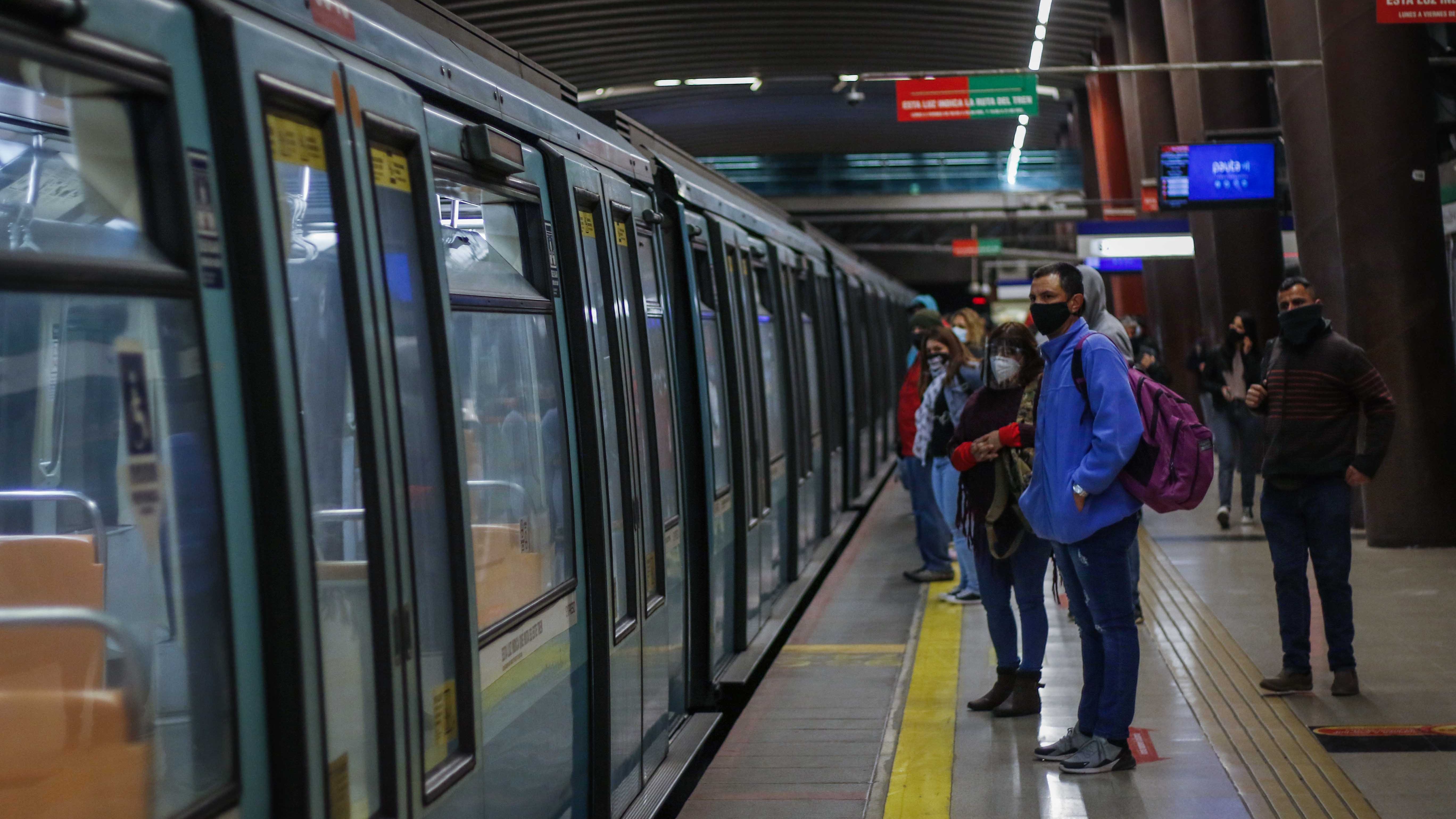 ¿A qué hora cierran el Metro?: Revelan cambios tras nuevo horario de toque  de queda