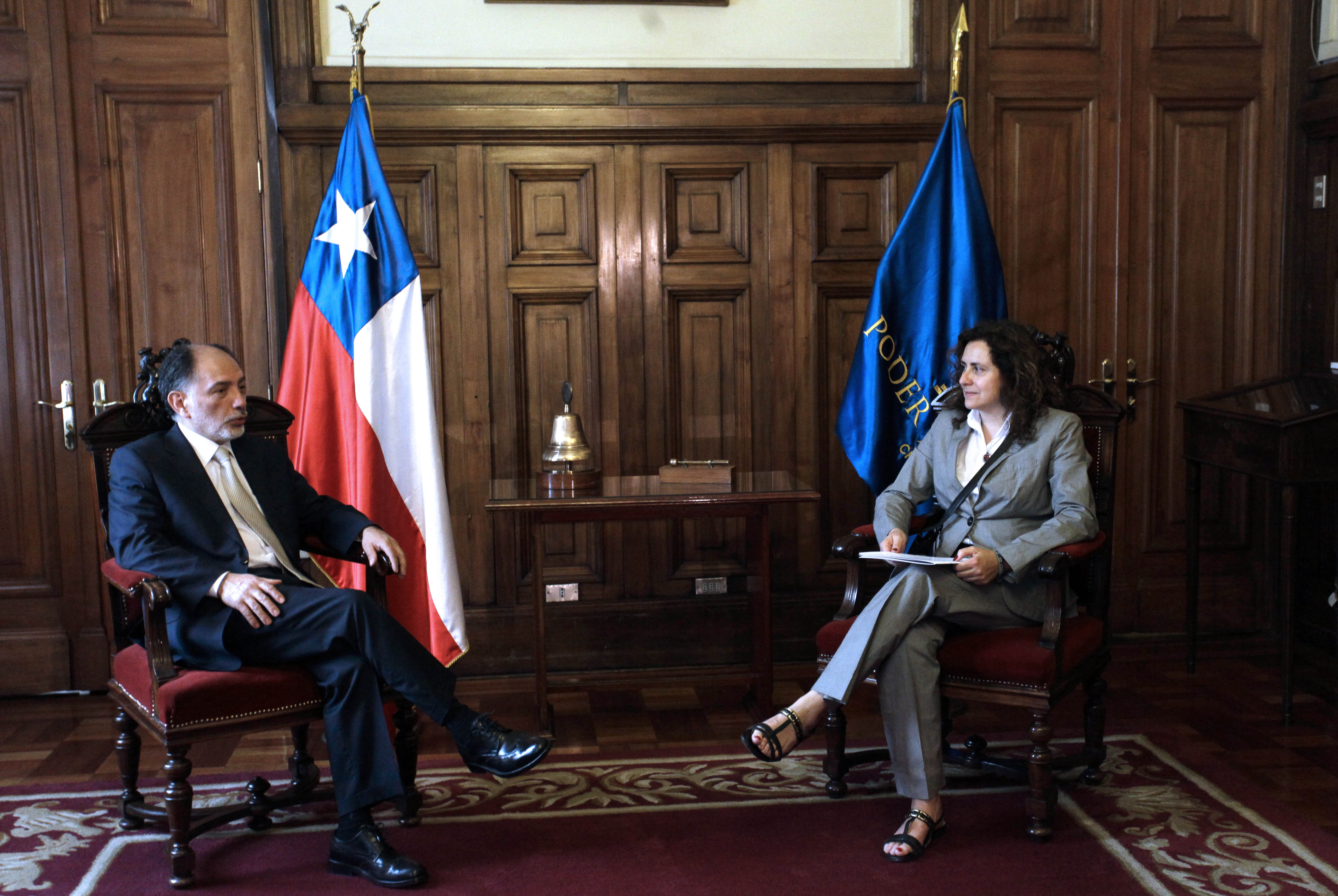 Reunión de Karen Atala con el presidente (i) de la Corte Suprema, Sergio Muñoz, en 2015