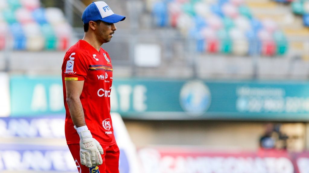 La dura confesión de Johnny Herrera: Me desilusioné bastante del fútbol. El día que me retire será en silencio