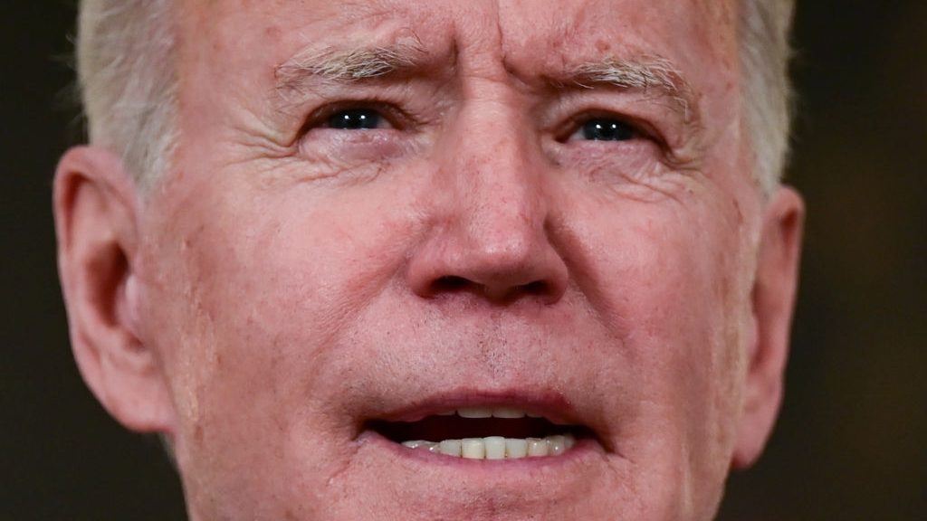Revelan que Biden canceló bombardeó sobre objetivo proiraní en Siria por presencia de mujer con un niño