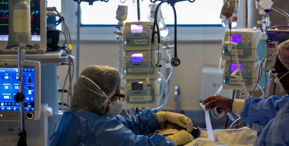 Vocera de ICovid Chile sobre el sistema hospitalario: “Estamos llegando al límite”