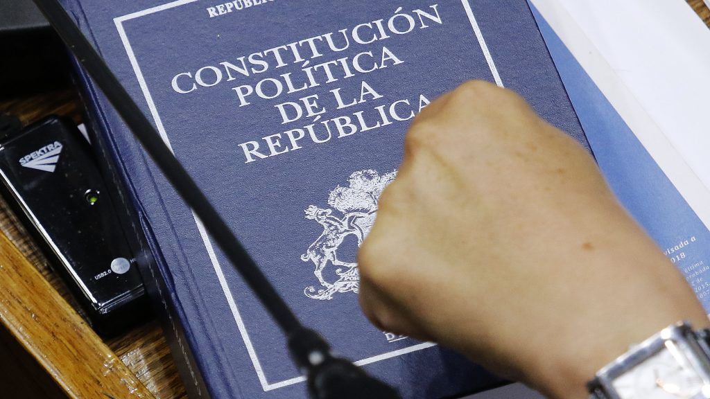 Puente Social - capítulo 5 de la segunda temporada: Derechos emergentes en la nueva Constitución
