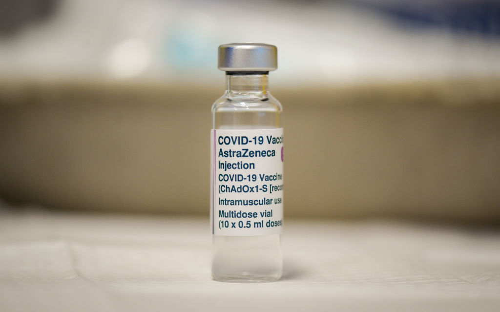 Una dosis de la vacuna de AstraZeneca