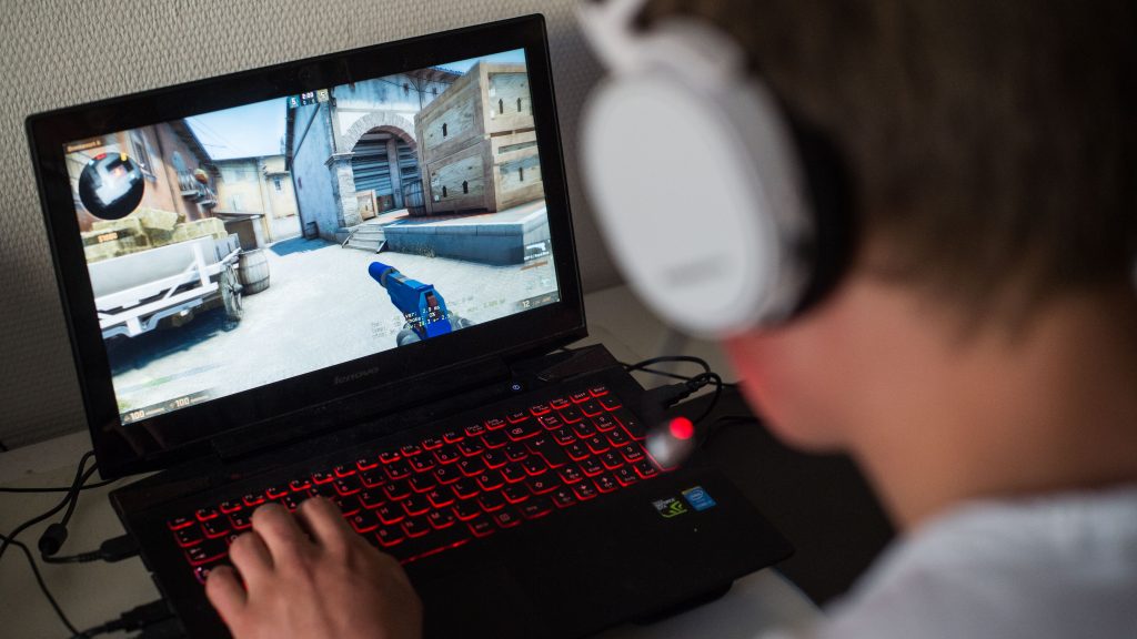 Estudio asegura que los médicos gamers pueden realizar mejores cirugías
