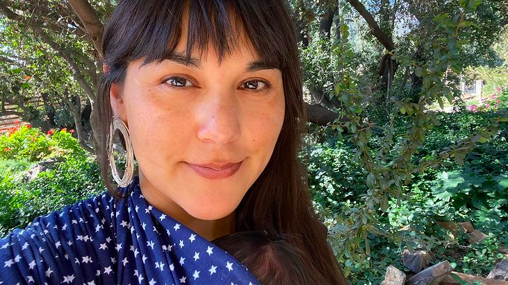 Izkia Siches enterró la placenta de su hija en el patio: "Estoy segura que saldrán las mejores naranjas"