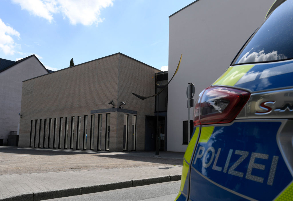 La policía custodia una sinagoga en Gelsenkirchen