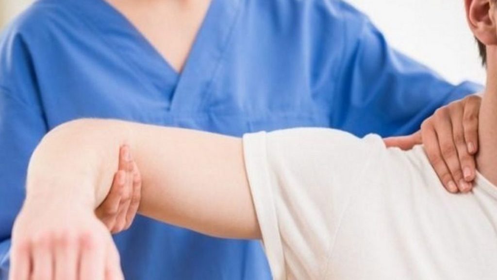 Colegio de Kinesiólogos: "Hemos estado en la primera línea de la atención de los pacientes por covid-19"