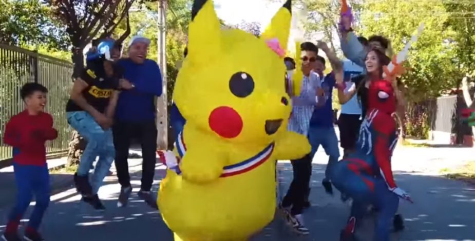 “Tía Pikachu” se proclamó como constituyente: “Quiero agradecer a los que nunca soltaron la calle”