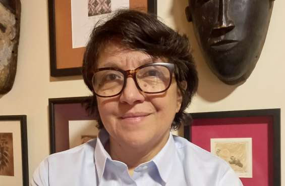 Elisa Araya Cortez es la primera rectora de la UMCE: "Las instituciones académicas han sido gobernadas fundamentalmente por hombres"