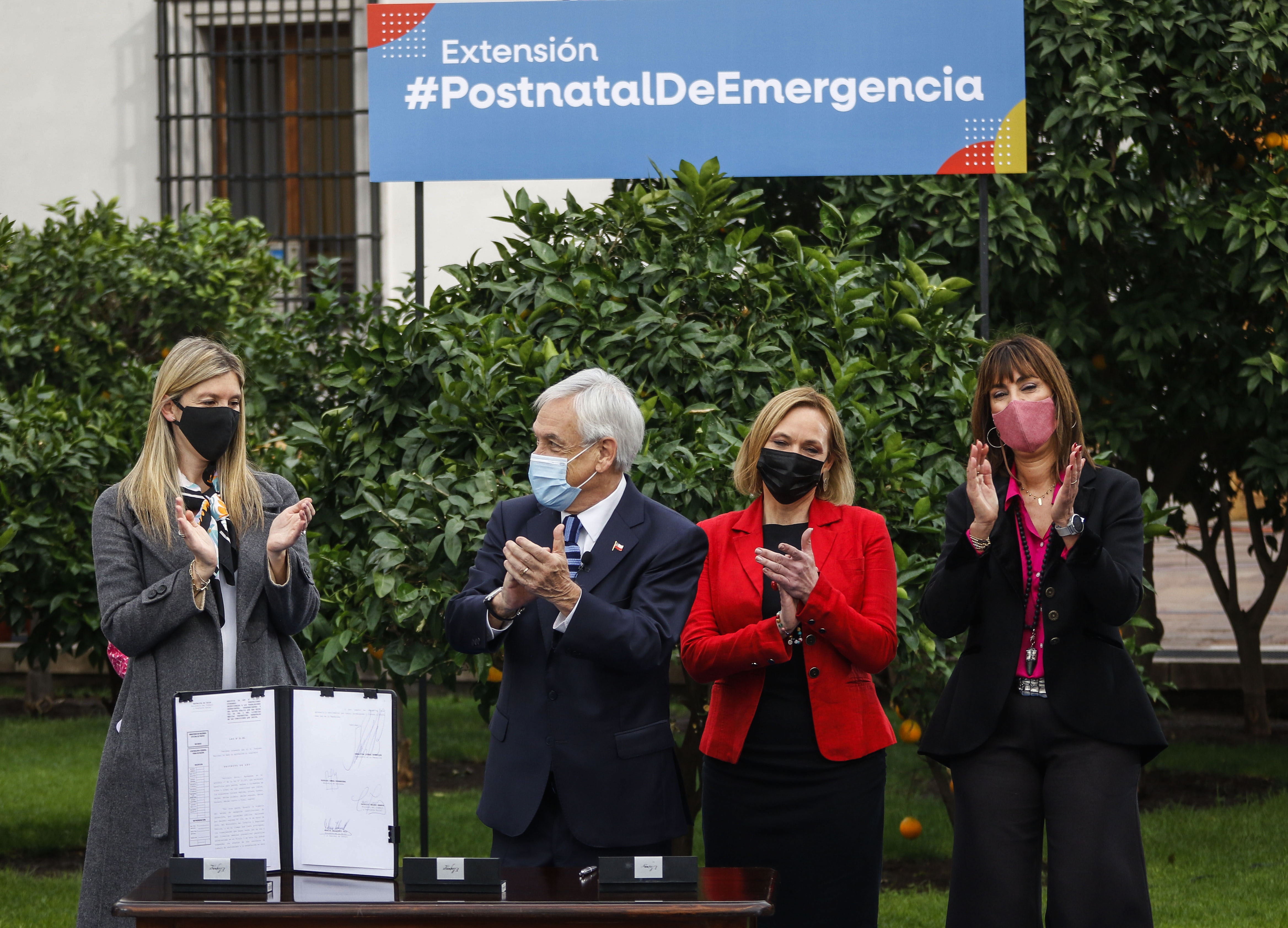 Presidente Sebastián Piñera promulga la extensión del postnatal de emergencia