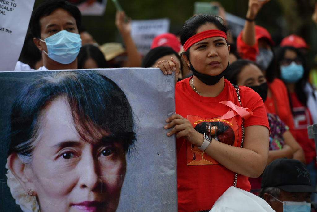 Manifestación a favor de la premio Nobel de la Paz Aung San Suu Kyi