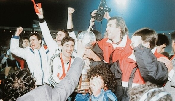 La Copa Libertadores de Colo Colo en 1991 bajo la mirada del Tenor Cristián Arcos