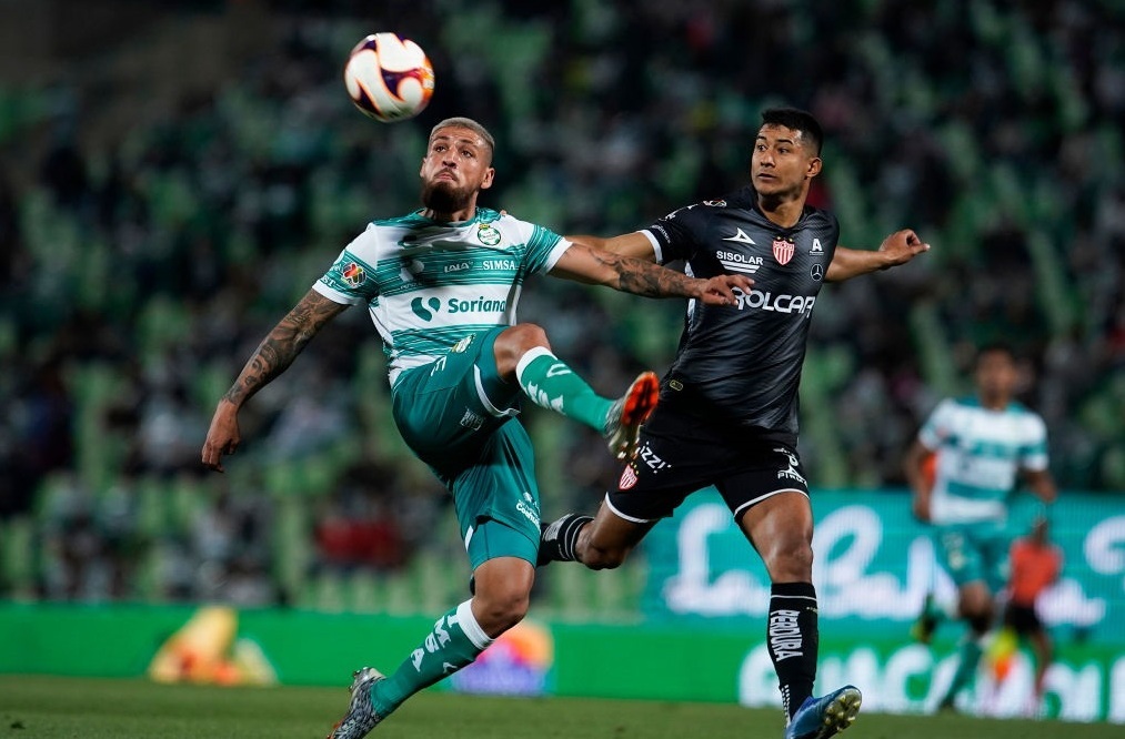 Ignacio Jeraldino interesa en Colo Colo pero en Santos Laguna lo tienen considerado