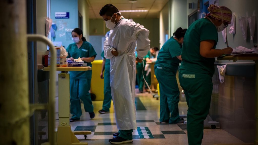 Más de 40 funcionarios del Hospital de Puerto Montt dieron positivo por covid-19