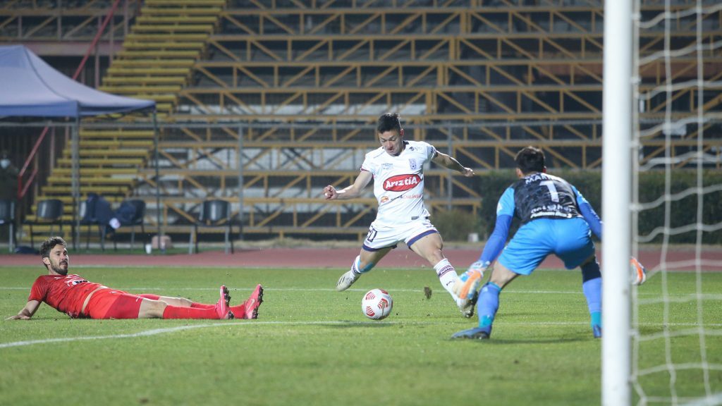 Deportes Melipilla remontó el marcador e igualó con Unión La Calera en La Pintana