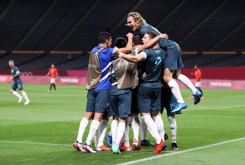 Argentina le ganó a Egipto y Brasil iguala con Costa de Marfil en el fútbol masculino de los JJOO de Tokio