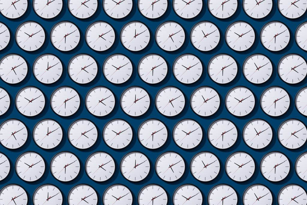 ¿Cuándo se cambia la hora? Se viene cambio horario en Chile