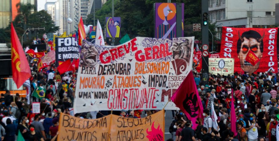 Masivas marchas en Brasil para exigir un juicio político a Bolsonaro por su manejo de la pandemia