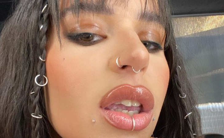 Rompiendo platos: El furioso adelanto de Nathy Peluso de su nuevo video "Mafiosa"