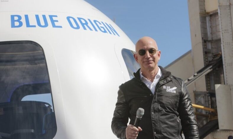 Ahora es Jeff Bezos, fundador de Amazon, el millonario que viajará al espacio