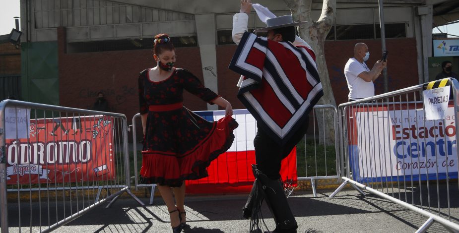 Gobierno anunció el plan de Fiestas Patrias “18 seguro”: permitirá un aforo de hasta 300 personas en espacios abiertos en fases 3 y 4 del Paso a Paso
