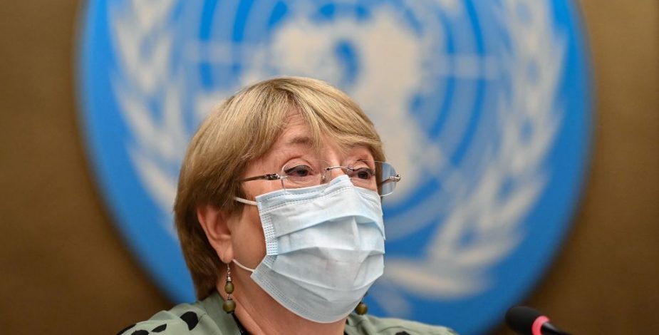 Afganistán: Michelle Bachelet aseguró que el tratamiento de los talibanes a mujeres y niñas será una “línea roja”