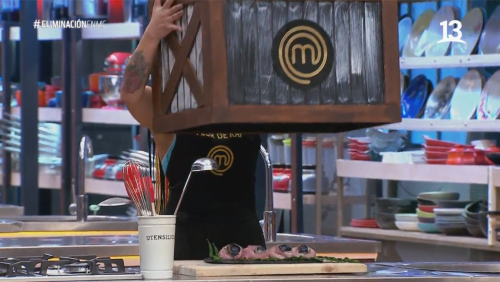 Flor De Rap debió cocinar ojos en MasterChef Celebrity Chile