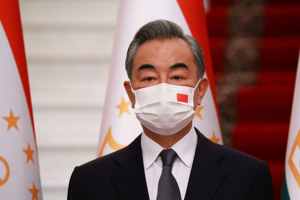 El ministro de exteriores chino Wang Yi en una cita internacional