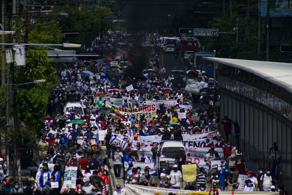 Manifestación en contra de Nayib Bukele en la ciudad de San Salvador