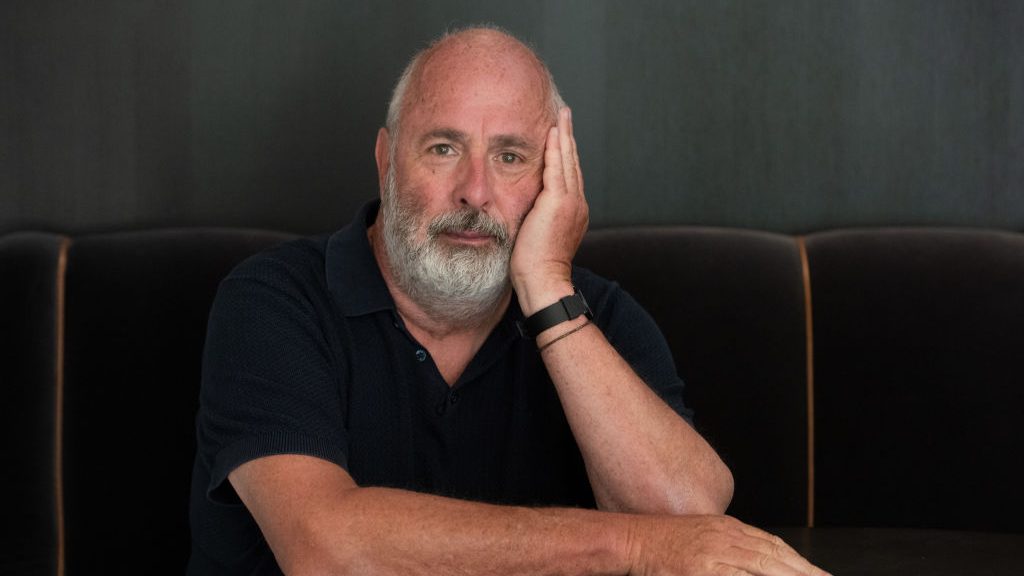 Director de la película romántica Notting Hill, Roger Michell murió a los 65 años