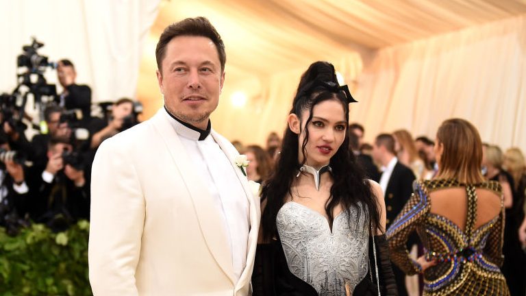 Elon Musk y Grimes se separan luego de tres años juntos: el magnate dijo que están "semiseparados"