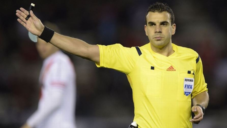 Christian Ferreyra será el árbitro del duelo entre Perú y Chile