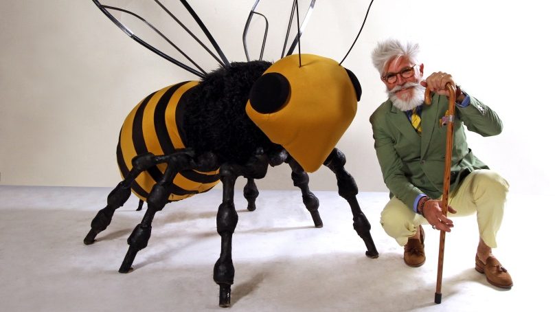 Protección a las abejas: Canal 13C lanza campaña con intervención urbana y transmisión de un documental