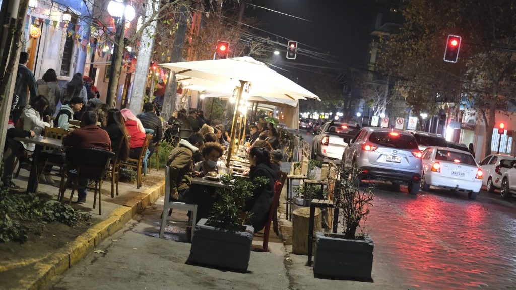 Asociación de Eventos de Chile y retroceso de la RM a Preparación: "No hay un motivo para restringir o ponerle un número máximo a un evento"