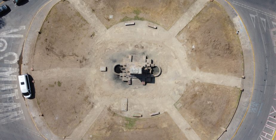 Plaza Baquedano: Consejo Nacional de Monumentos respaldó traslado de base de piedra y restos del Soldado Desconocido