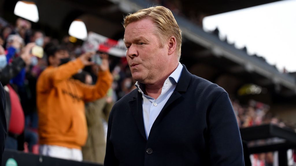 No resistió más: Ronald Koeman fue despedido del FC Barcelona tras la derrota ante el Rayo Vallecano