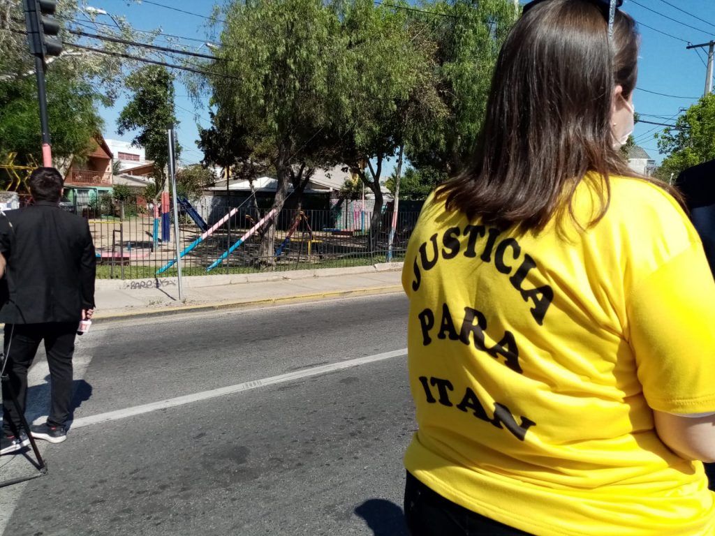 Madre de Itan participa en reconstitución de escena en Maipú